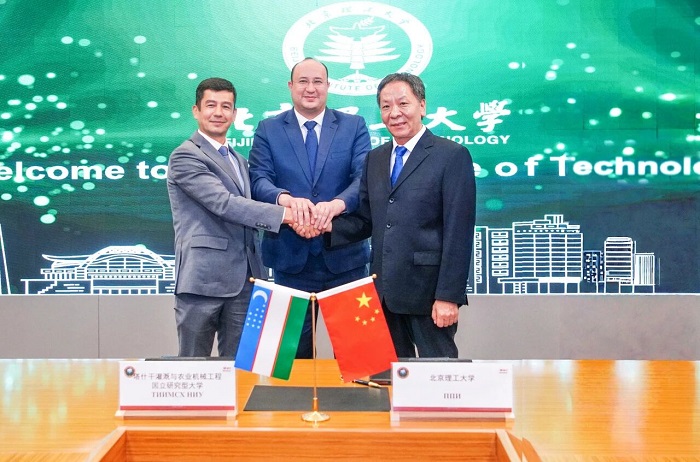 Uzbek delegation visits BIT for cooperation